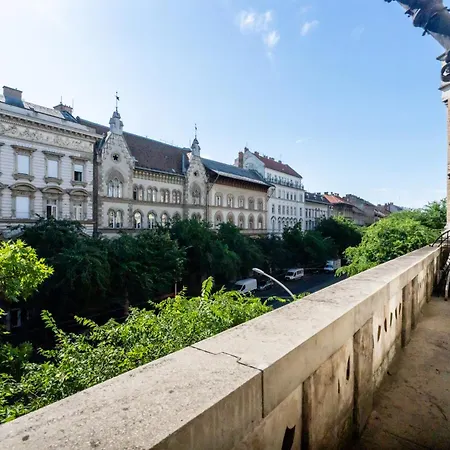 Jozsef63 Appartement