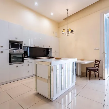 Jozsef63 Appartement *