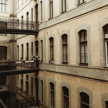 Jozsef63 Apartment