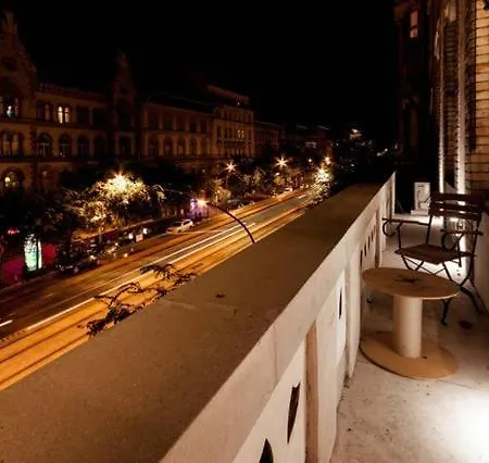 Jozsef63 Apartmán *