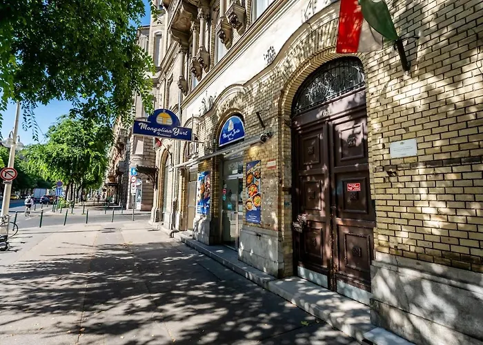 Jozsef63 * Budapest